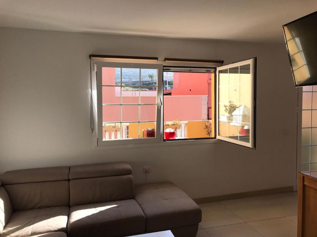 Grosse Terrasse. Modern. Home Office. Solarium Los Realejos Esterno foto